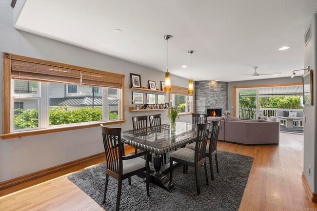 Photo - 5618 Bellevue Ave