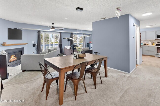 1111 Scarlet Oak Ave