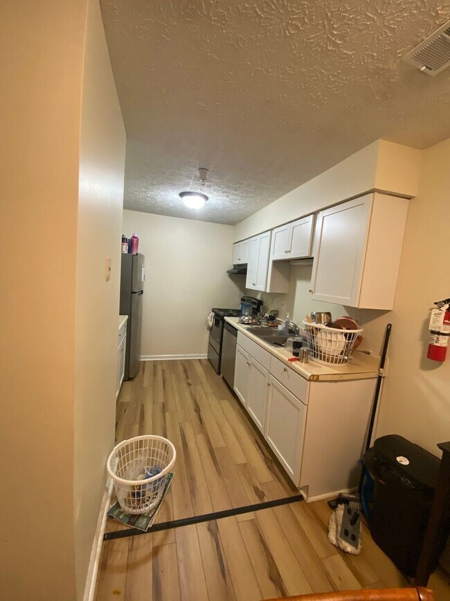 Photo - 3-Bedroom Apartment Near IU Bloomington Campus