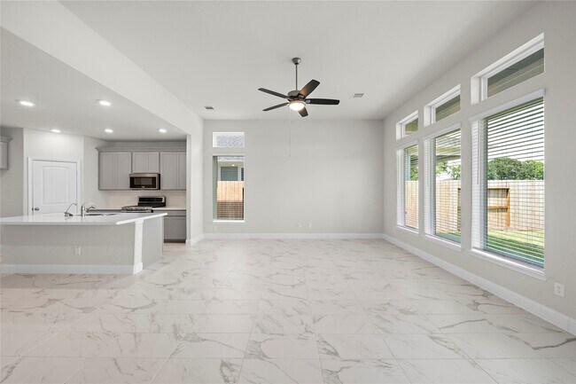 Photo - 1718 Forest Mist Dr