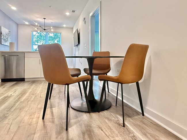 Photo - 525 Parkway Dr NE Unidad ID1299408P