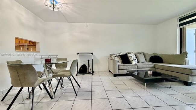 Photo - 8045 SW 107th Ave Unidad 309