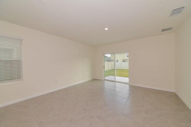 Photo - 16935 Trite Bend St