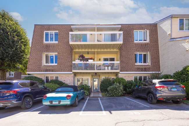 Photo - 61 Seaview Ave Unit APT 55