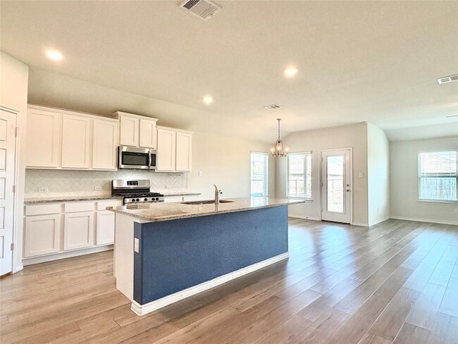 Photo - 4016 Spur Trail Dr