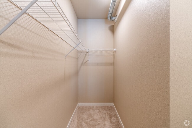 2BR, 2BA - 1125SF