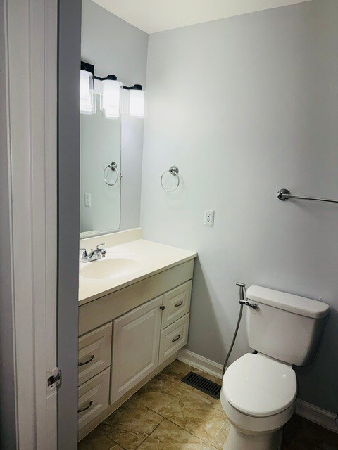 Photo - 5 Cherry Manor Ct