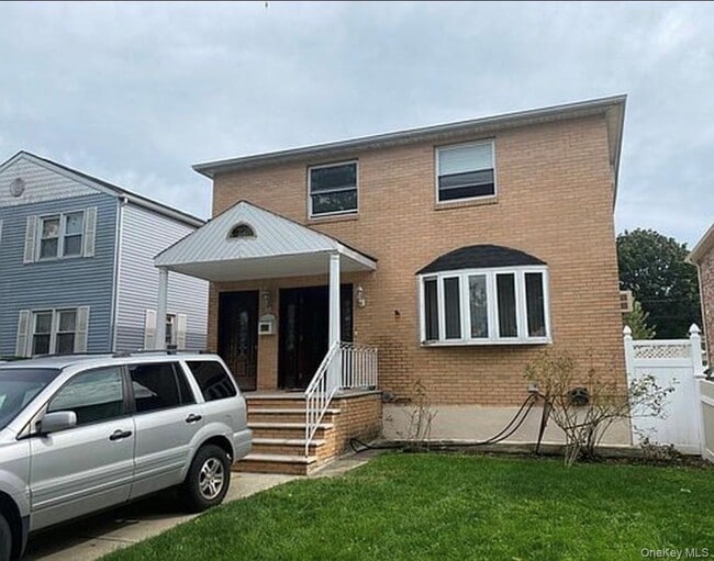 Building Photo - 239-30 87th Ave Unit 2FL