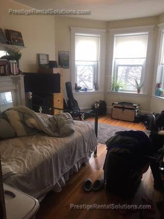 Photo - 75 Chester St Unit 2