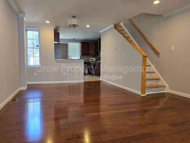 Photo - 1649 S Bailey St