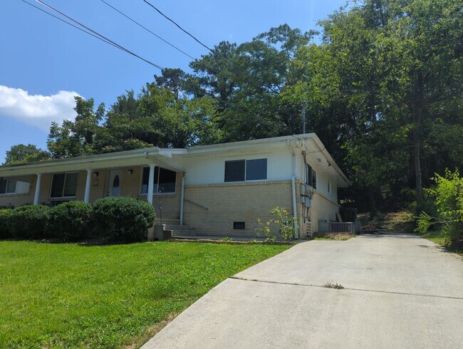 Photo - 124 Callan Dr Unit 124 Callan Dr Apt B