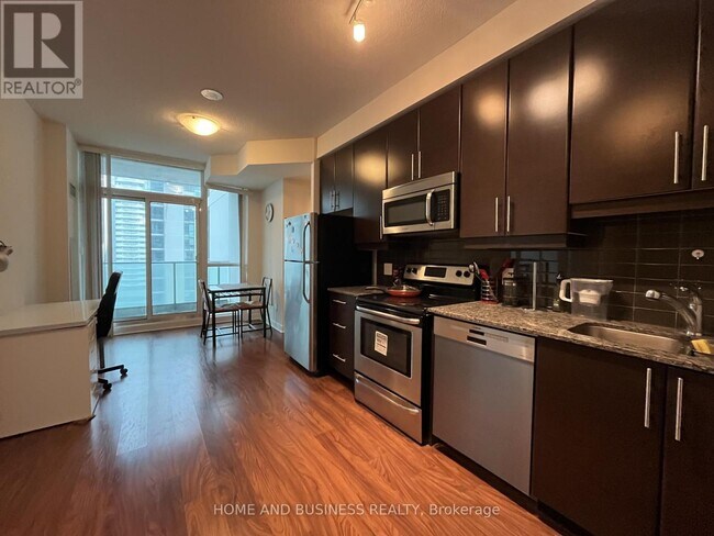 Photo - 33 Bay St. Unit 2305