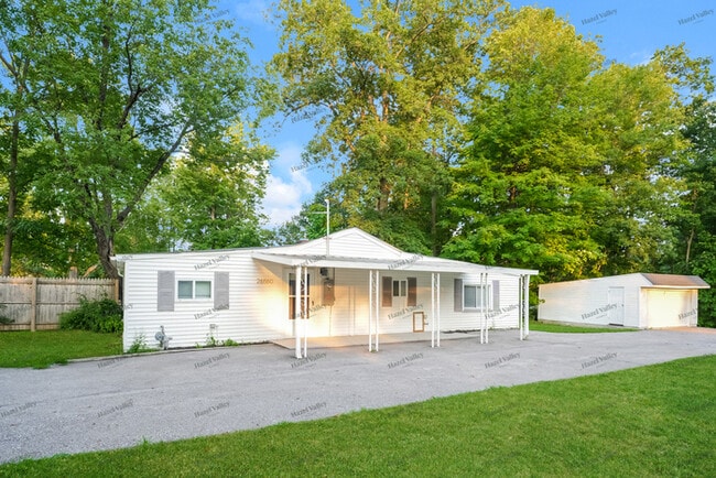 Building Photo - 26560 Cannon Rd Rental