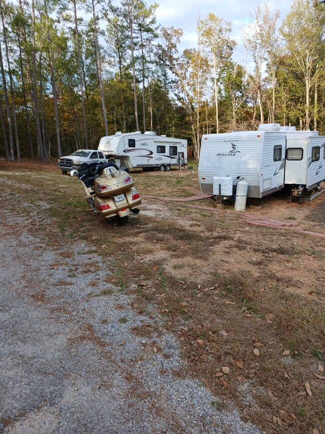 Photo - 161 Carpenters Ln