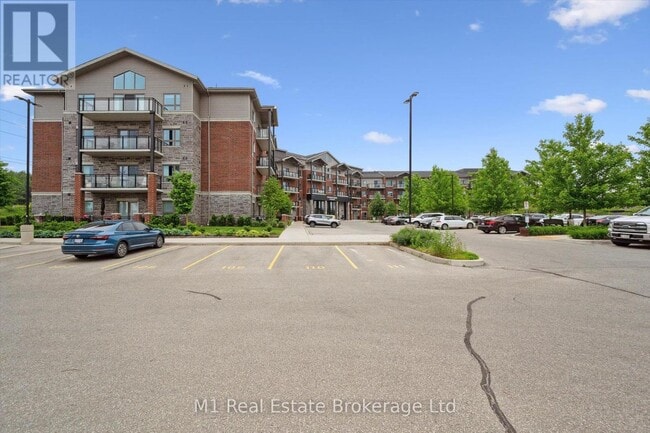 Photo - 35 Kingsbury Square Unit 215