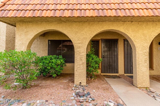 Photo - 16336 E Palisades Blvd