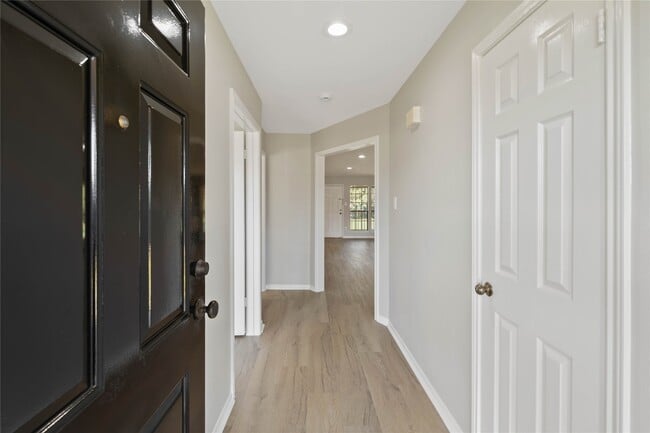 Photo - 200 Panorama Dr Unit 206
