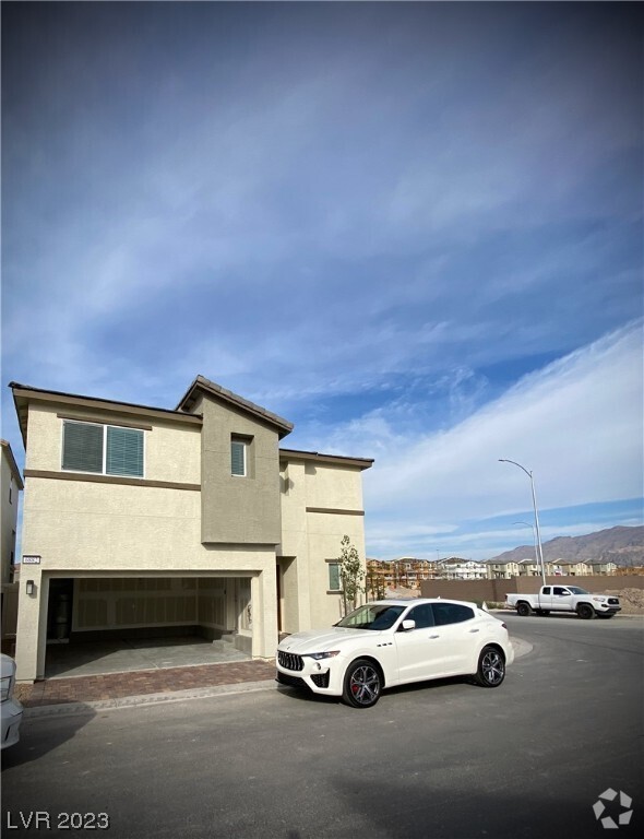 Building Photo - 6882 Magenta Moon St Rental