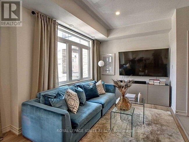 Photo - 2556 Ladyfern Crossing