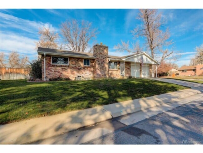 Building Photo - 3403 W Bowles Ave Rental