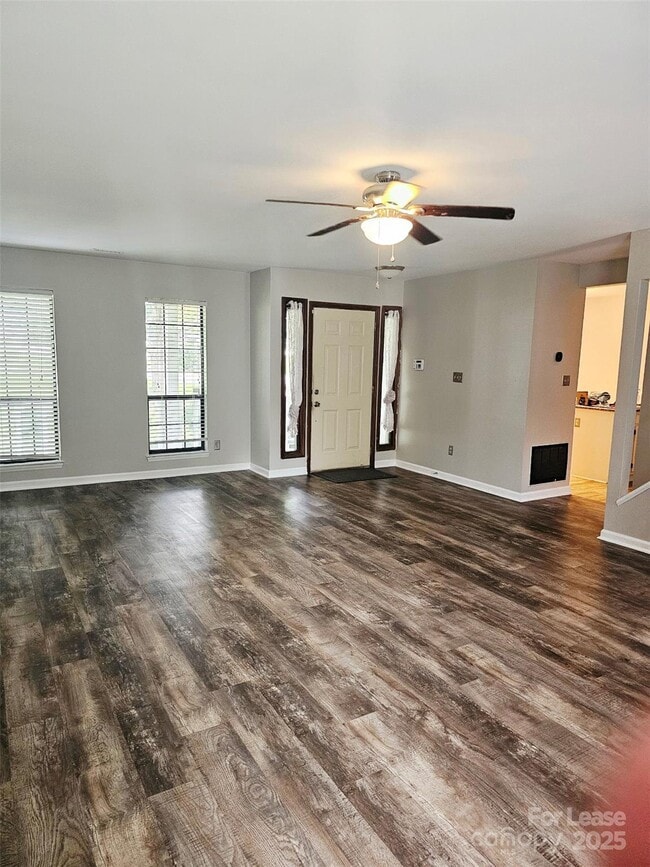 Photo - 9301 Chislehurst Rd