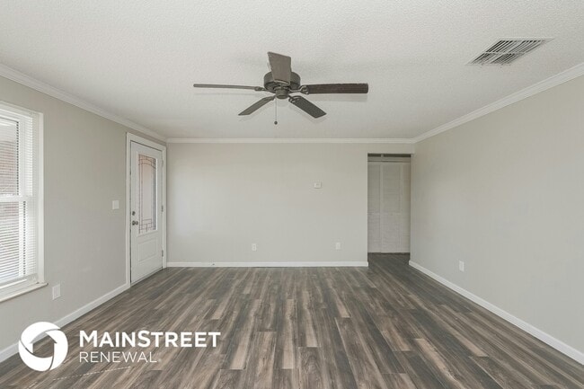 Photo - 7829 Glencoe Dr