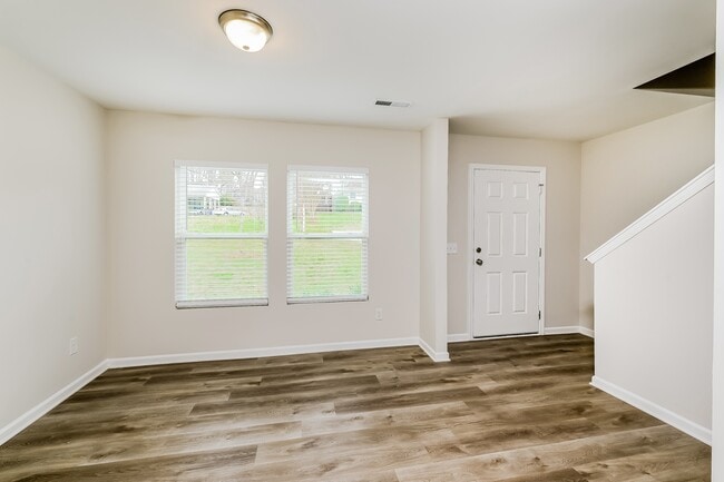 Photo - 4360 Shadi Green Ln