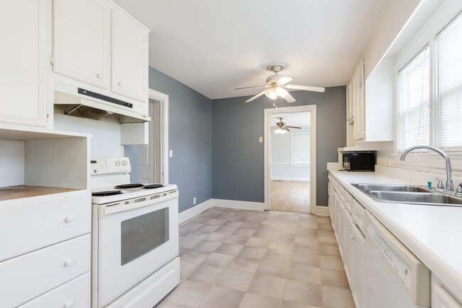 Photo - 119 Merrilat Ave