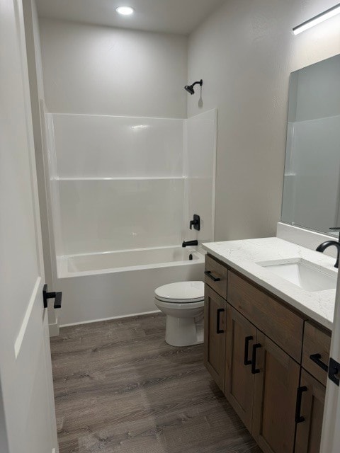 Photo - 3322 34th St W