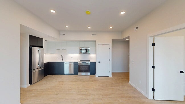 Building Photo - 36 Mount Pleasant St Unit 406 Rental