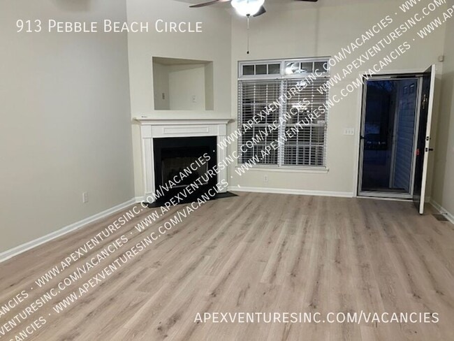 Photo - 913 Pebble Beach Cir