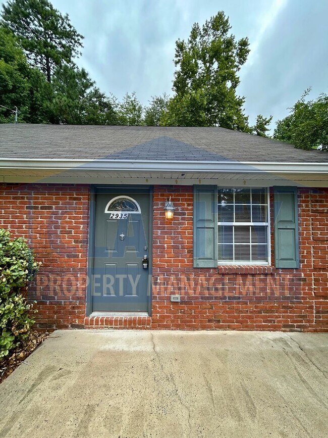 Building Photo - 2935 Adkisson Dr