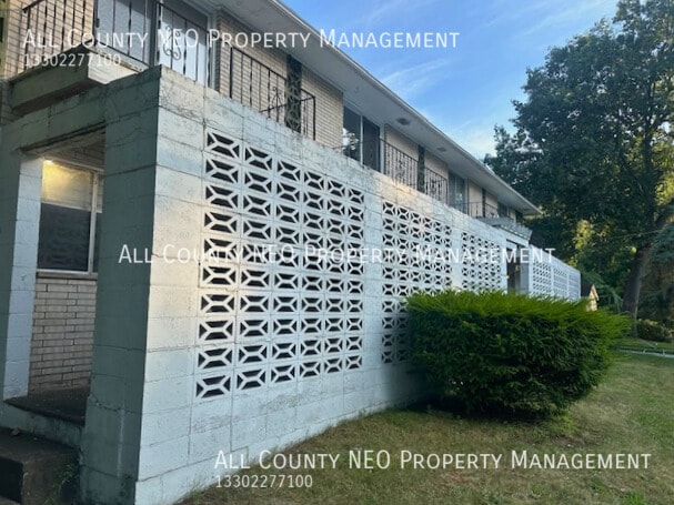 Photo - 1376 Forest Glen Dr Unit 1