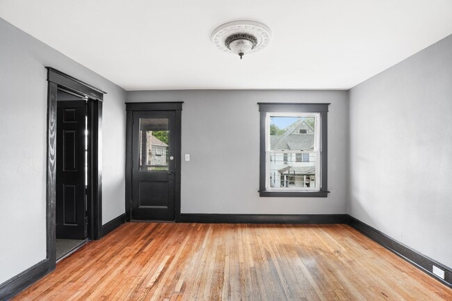 Photo - 190 St Charles St Unit 2