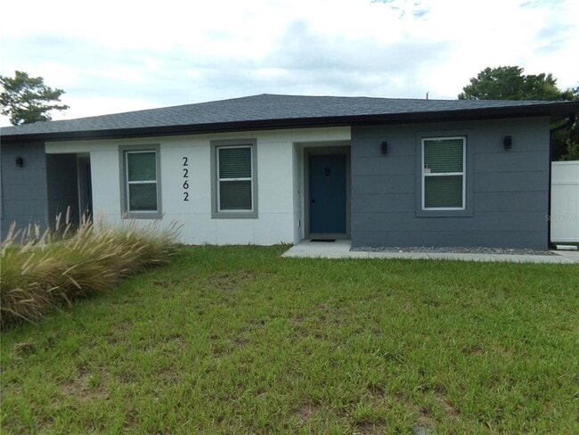 Building Photo - 2262 Fernwood St