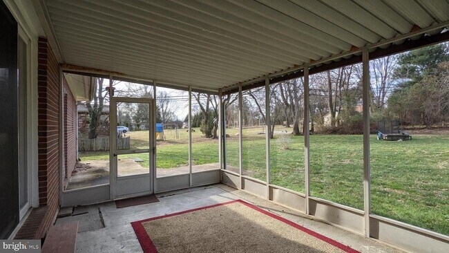 Photo - 6606 Belleview Dr