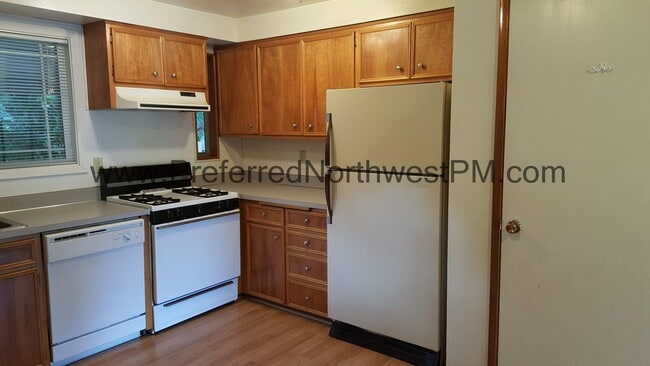 Photo - 2233 Monterey Ln