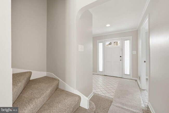 Photo - 6701 Washington Blvd