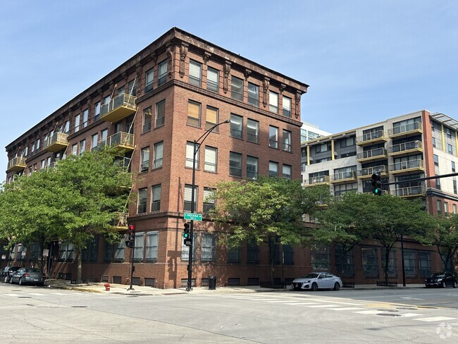 Building Photo - 120 E Cullerton St Unit 403 Rental