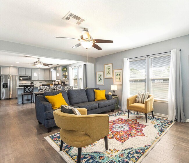 Photo - 5420 Avenue Q