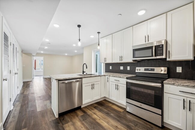 Building Photo - 1804 W Berks St Unit 3F