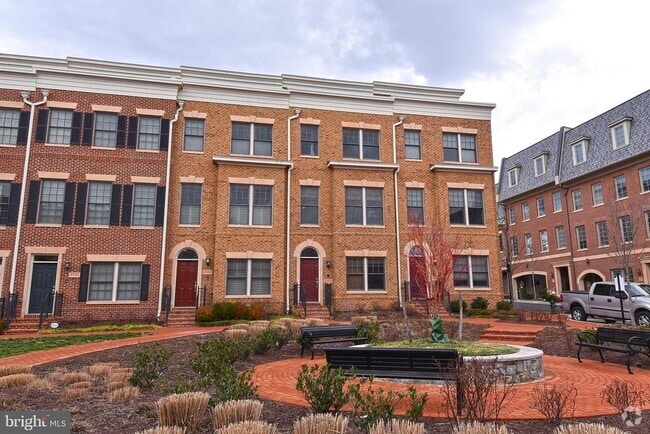 Building Photo - 4531 Westhall Dr Rental