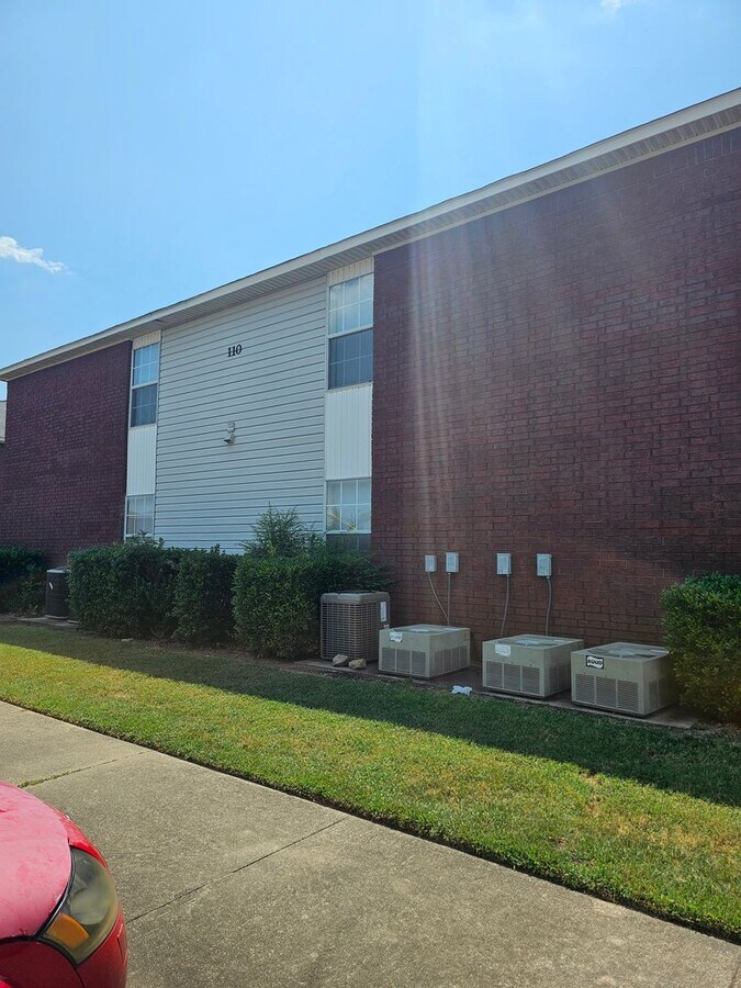 Photo - 51 Cedar Creek Ct Apartment Unit Building 110- 8