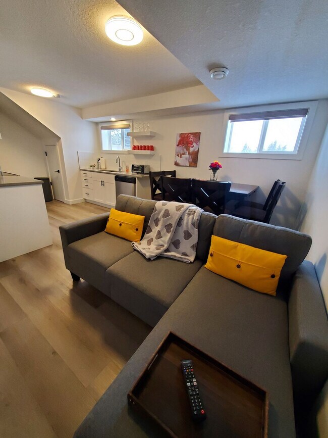 Photo - 3909-3912 12 Ave NW Unit SI FL1-ID1564620P