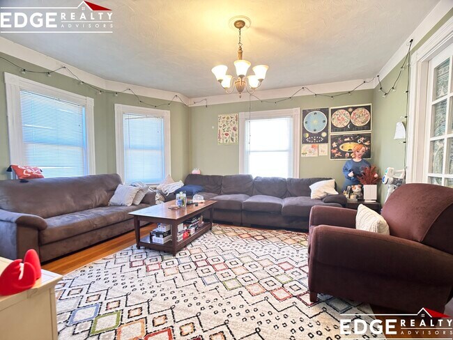 Photo - 14 Brooks St