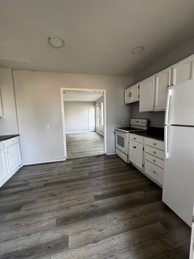 Photo - 537 N Queen St