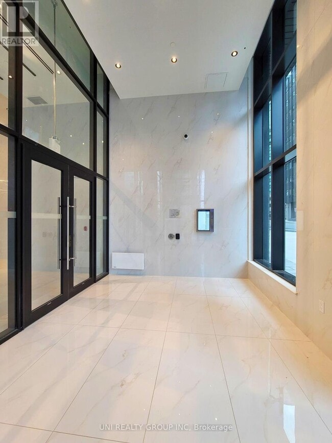 Photo - 180 George St Unité 2309