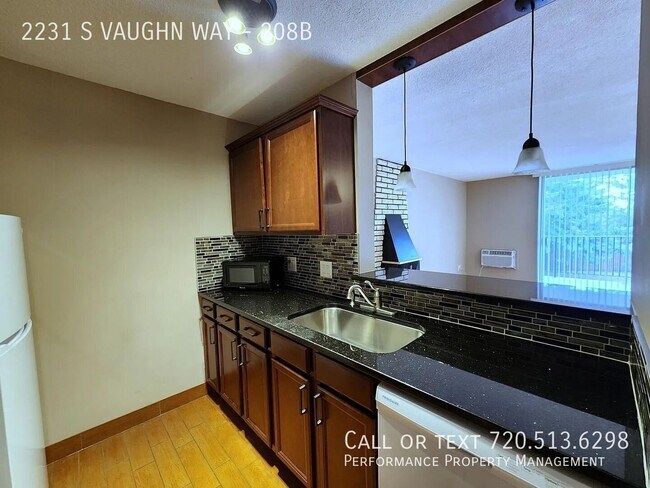 2231 S Vaughn Way