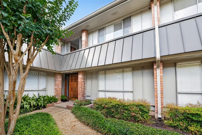 Building Photo - 6466 Bayou Glen Rd Unit 6466