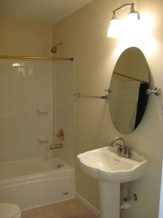 Photo - 310 S Broadway Park Unit B